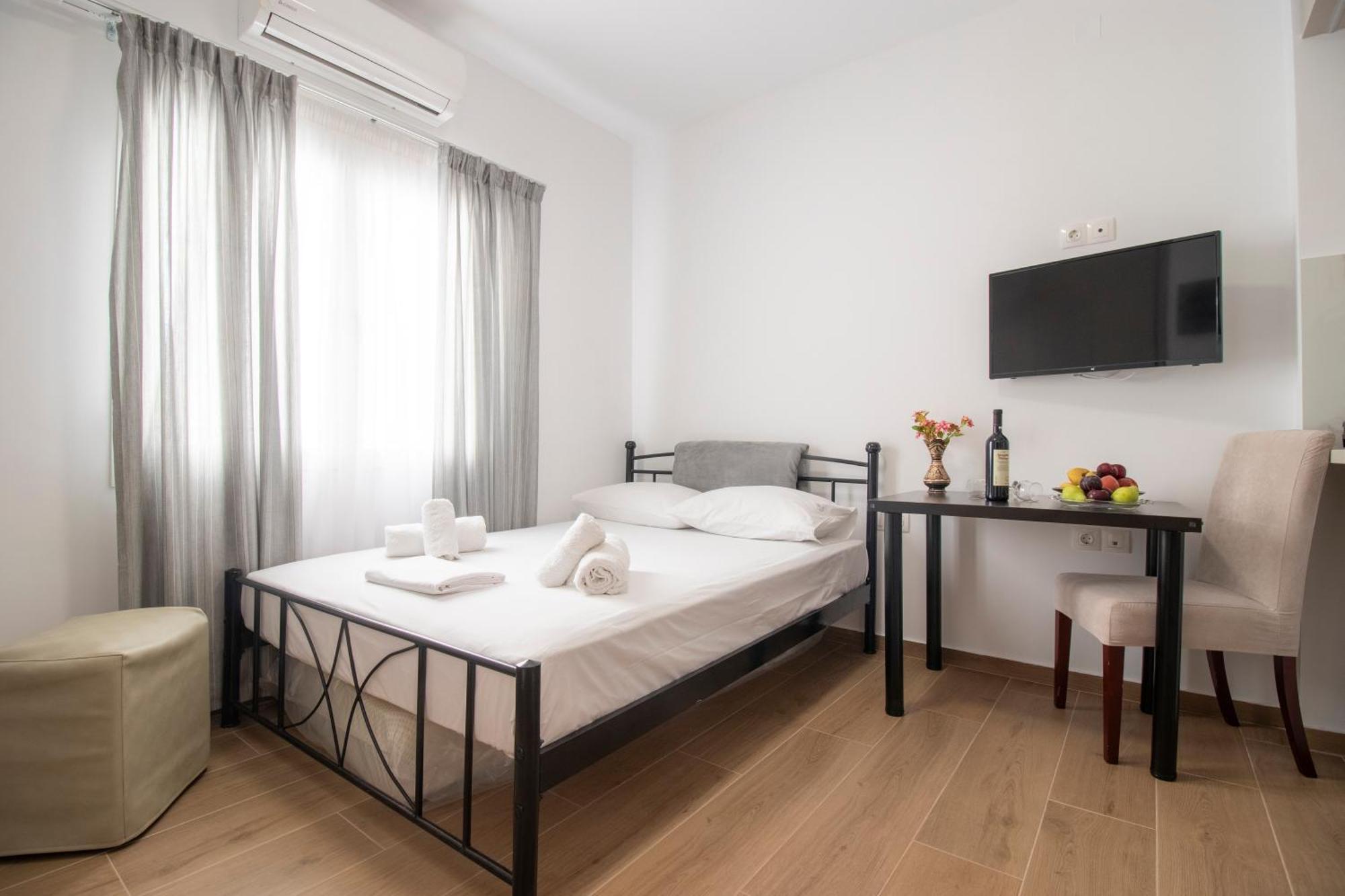 Central Park Urban Studios Heraklion  Exterior photo